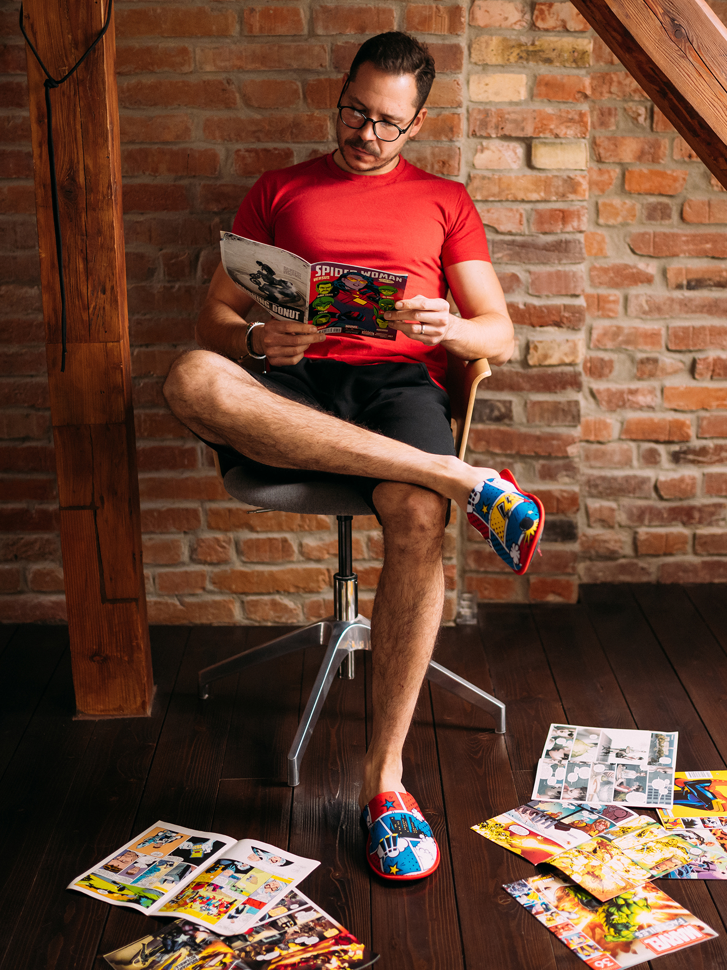 Pantoufles Bandes dessinées colorées